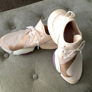 Women’s Nike Superrep